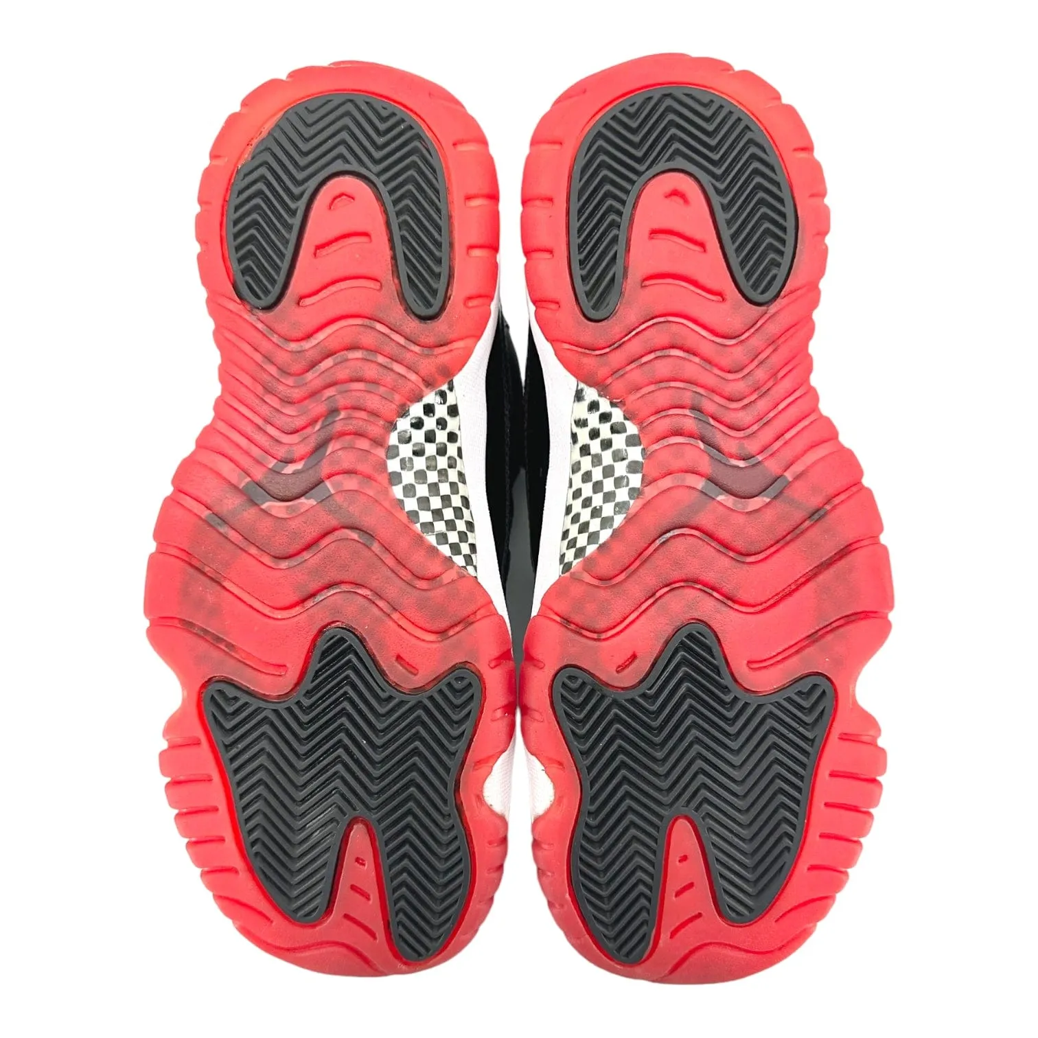 Air Jordan 11 Retro Playoffs Bred 2019 (GS) Pre-Owned